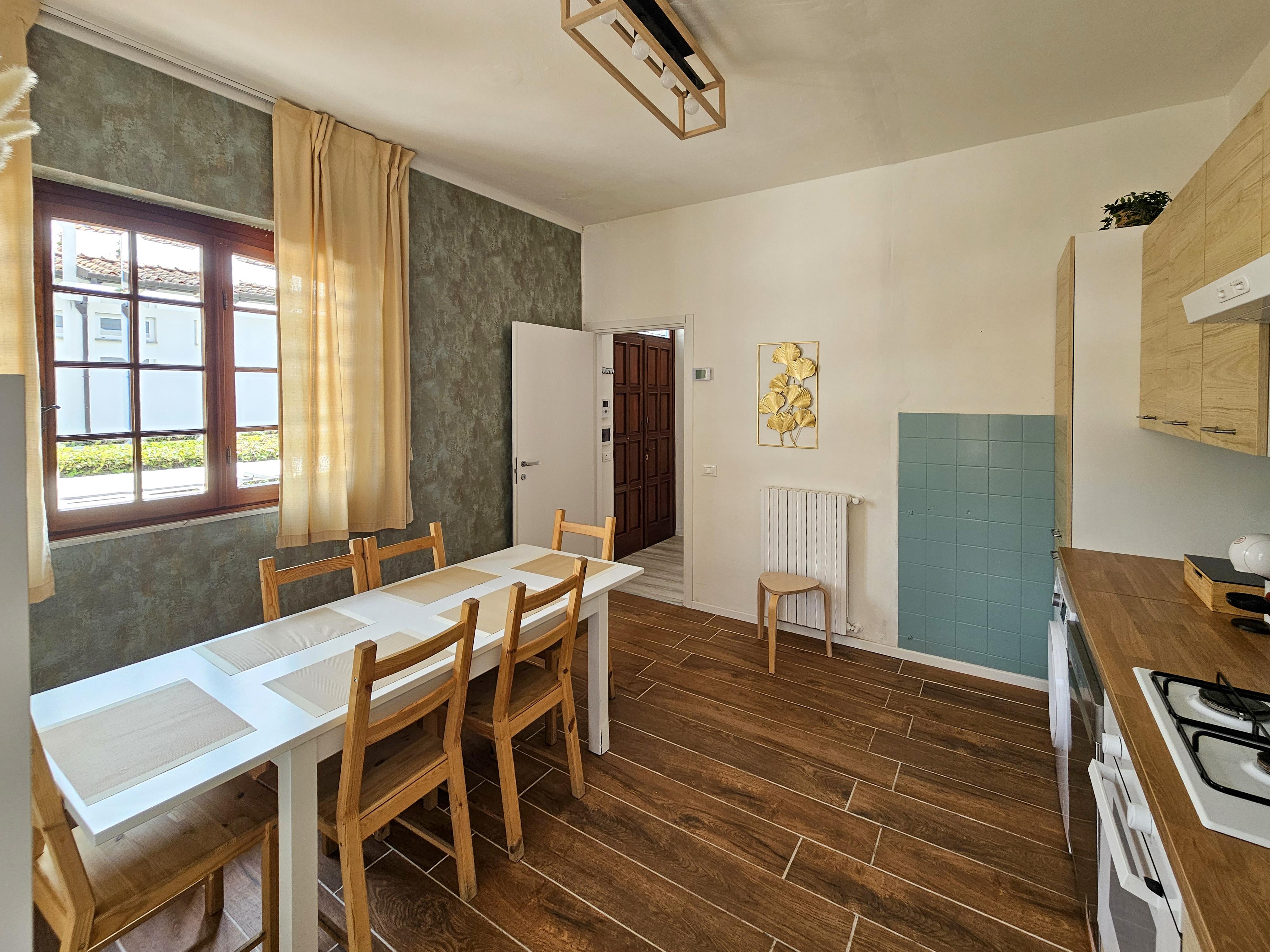 Villa Versilia - Sala da pranzo con vista giardino